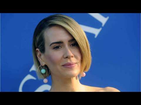 VIDEO : Sarah Paulson Encourages Female Support