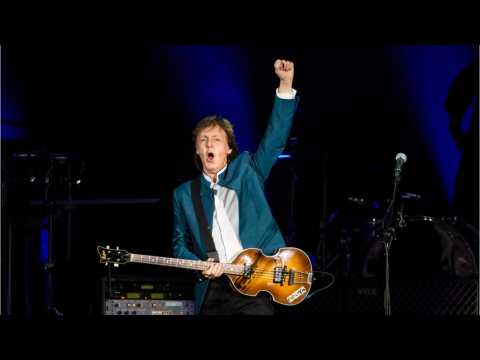 VIDEO : Paul McCartney Sang 'Let It Be' On 'Carpool Karaoke'