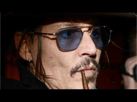 VIDEO : Johnny Depp Is Struggling
