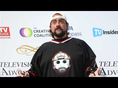 VIDEO : Kevin Smith Debuts Huge Weight Loss