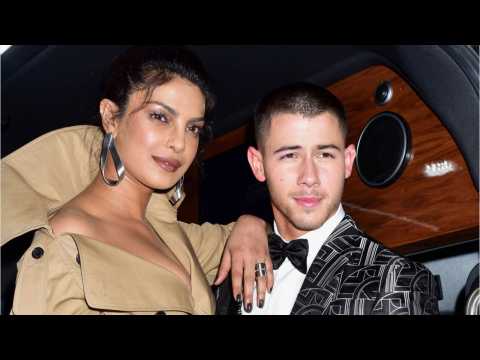 VIDEO : Priyanka Chopra & Nick Jonas Flirt On Instagram