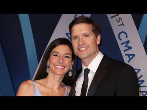 VIDEO : Country Singer Walker Hayes Mourns Death of Seventh Child