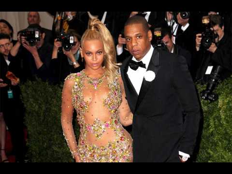 VIDEO : Jay Z and Beyonce renew wedding vows?