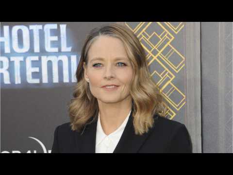 VIDEO : Jodie Foster Is Back On The Big Screen In Sci Fi Noir 'Hotel Artemis'