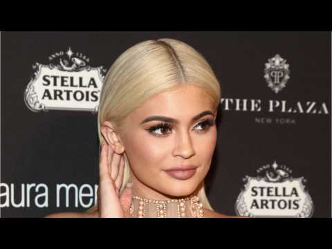 VIDEO : Kylie Jenner Launches Sorta Sweet