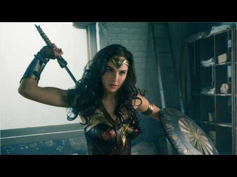 VIDEO : Gal Gadot Is Officially Back In Her Costume For 'Wonder Woman 1984'