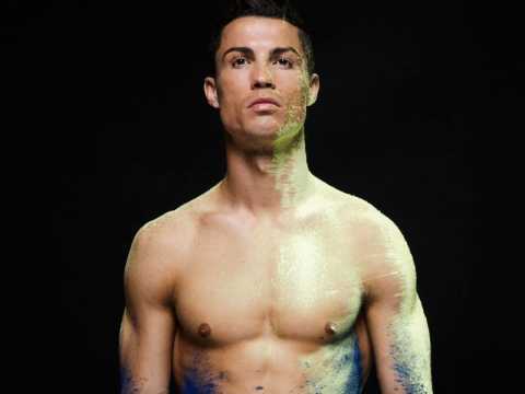 VIDEO : Vidéo : Caliente - Cristiano Ronaldo, le plus sexy des footeux