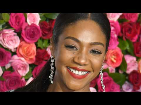 VIDEO : Tiffany Haddish On Dating Colbert