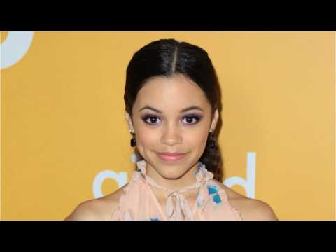 VIDEO : Jenna Ortega Makes Anti-FLOTUS Fashion Statement