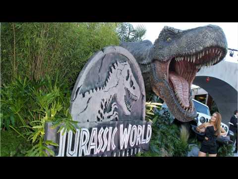 VIDEO : 'Jurassic World: Fallen Kingdom' Set For Huge Opening Weekend