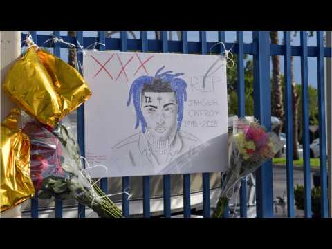 VIDEO : After Death XXXTentacion Tops Billboard Hot 100 Chart