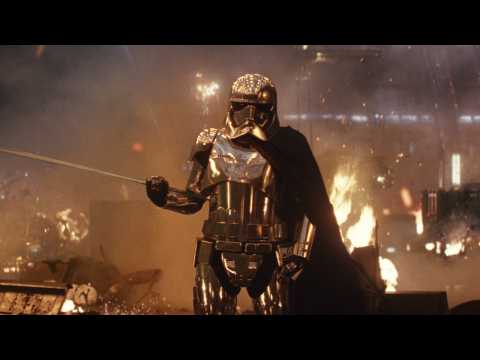 VIDEO : Star Wars Fans Divided Over 'Last Jedi' Remake Efforts