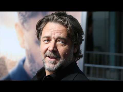 VIDEO : Russell Crowe Lands First Starring TV Role