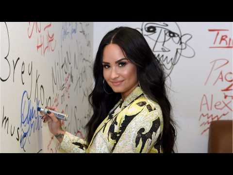 VIDEO : Demi Lovato Apologizes For Trivializing Sexual Assault