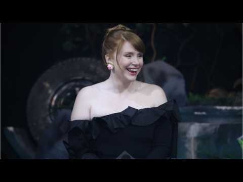 VIDEO : Bryce Dallas Howard Campaigned To Keep Her Character?s Heels In ?Jurassic World: Fallen King