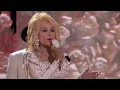 VIDEO : Netflix Orders Anthology Series About Dolly Parton