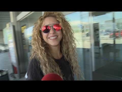 VIDEO : Shakira vuelve a los escenarios y disipa rumores de crisis