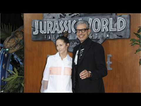 VIDEO : ?Jurassic World: Fallen Kingdom? Repeats At Box Office