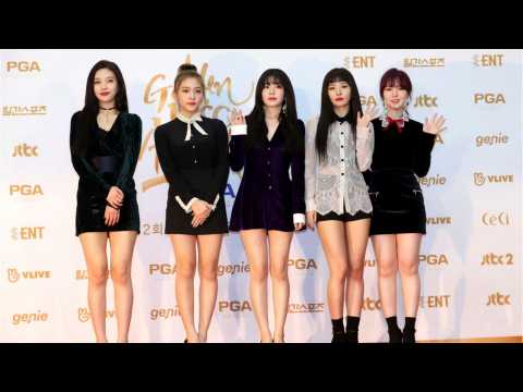 VIDEO : A Unique K-Pop Skin-Care Routine