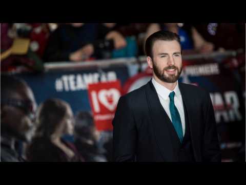 VIDEO : Could Chris Evans Be A Real-Life Captain America?