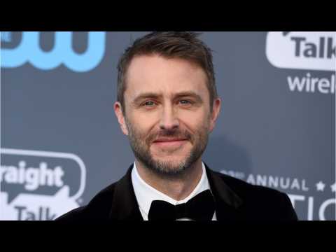 VIDEO : Chris Hardwick Replaced As Walking Dead Comic-Con Moderator