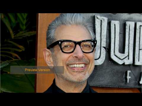 VIDEO : 'Jurassic World: Fallen Kingdom' Co-Writer Explains Small Ian Malcolm Roll