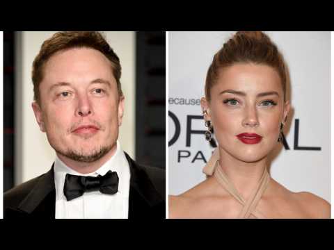 VIDEO : Elon Musk Kisses Amber Heard Goodbye After Lunch Date
