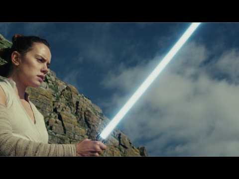 VIDEO : 'Stars Wars: The Last Jedi' Dominates Christmas With Over $100 Million At Box Office