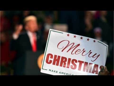 VIDEO : Trump Heads Off To The Gold Course For Christmas
