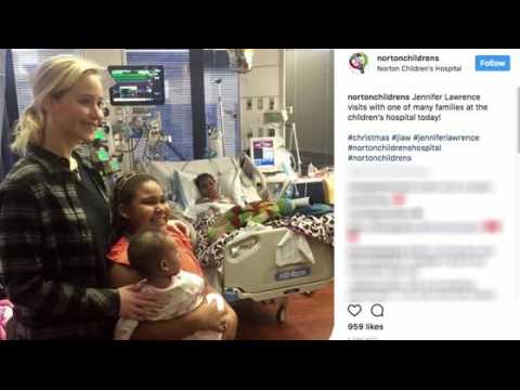 VIDEO : Jennifer Lawrence's Christmas Eve Hospital Visit