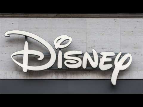 VIDEO : Can Alien And Predator Survive At Disney?