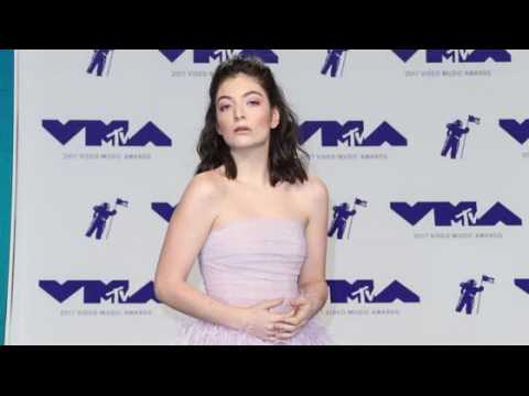 VIDEO : Lorde formally cancels concert in Tel Aviv