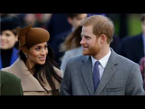 VIDEO : Meghan Markle And Prince Harry Look Adorable At Christmas Services