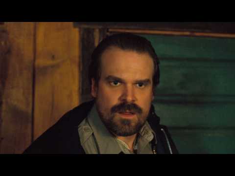 VIDEO : 'Stranger Things' Actor Talks Team-Up With Co-Star