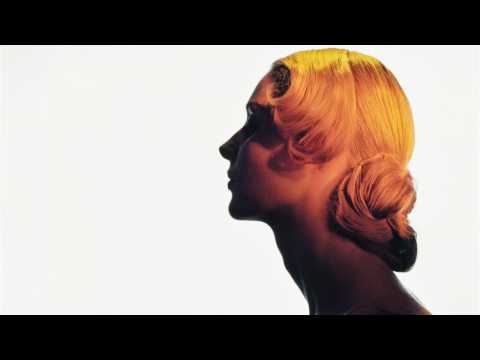 VIDEO : Red Hair Colors To Try In 2018