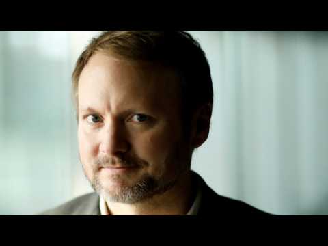 VIDEO : AMC Theaters Remove Their 'Star Wars: The Last Jedi' Warning