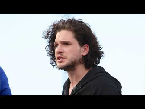 VIDEO : Kit Harington Kicked Out Of Bar For Being Drunk