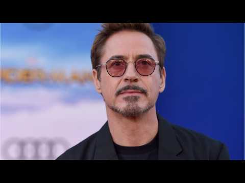 VIDEO : Robert Downey Jr. Reveals New Photo From 'Avengers: Infinity War' Set