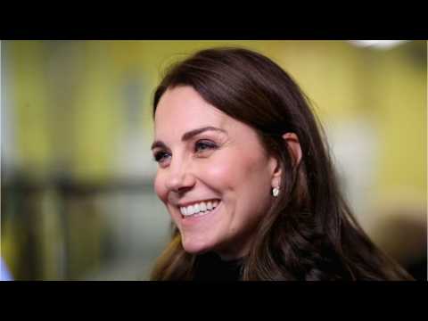 VIDEO : Kate Middleton's Signature Looks