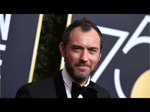 VIDEO : Jude Law Now Knows Dumbledore?s Full Backstory