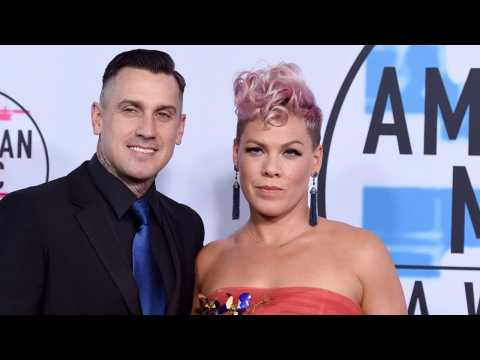 VIDEO : Pink And Carey Hart Celebrate Their 12-Year Anniversary