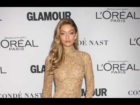 VIDEO : Gigi Hadid reveals what working with Kate Moss was really like