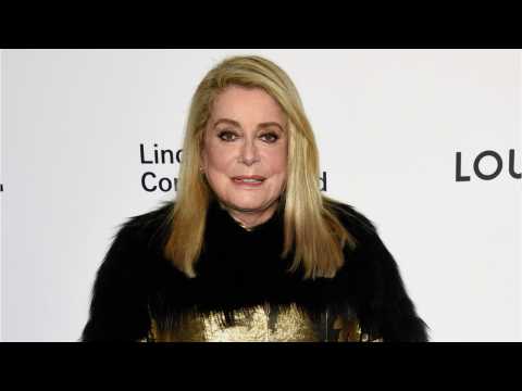 VIDEO : France's Deneuve Apologizes to Sex Assault Victims, Stands By Letter