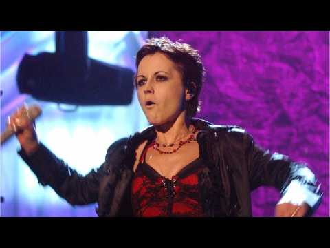 VIDEO : Cranberries Singer Dolores O'Riordan Dead At 46