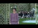 Haute couture: défilé Chanel au Grand Palais à Paris