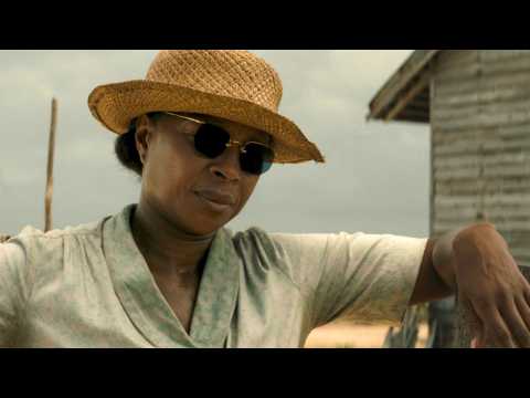 VIDEO : Mary J. Blige Overcame Chicken Phobia Filming Mudbound