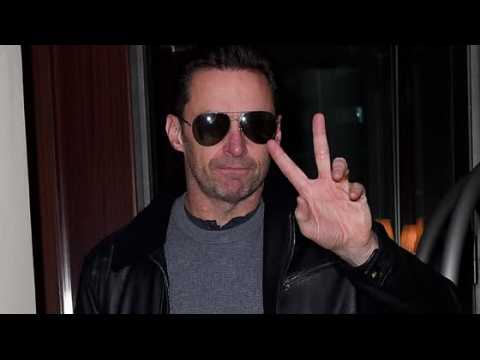 VIDEO : Hugh Jackman Gets Snubbed and it Upsets Fans