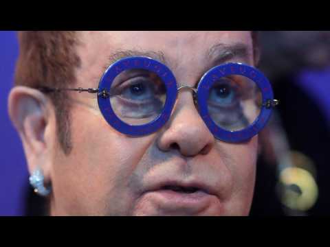 VIDEO : Elton John Announced Farewell Tour
