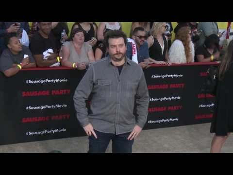 VIDEO : Is The ?Crocodile Dundee? Reboot Legit?