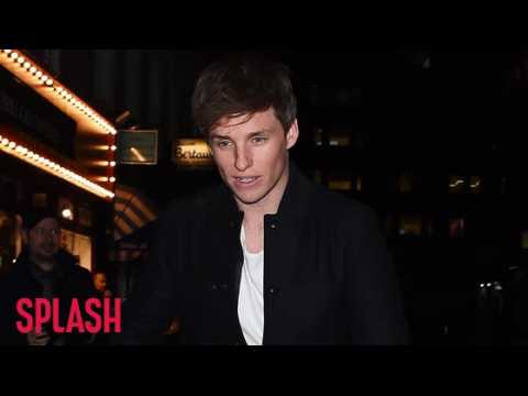 VIDEO : Eddie Redmayne: Living with Jamie Dornan was like 'living with a puppy'